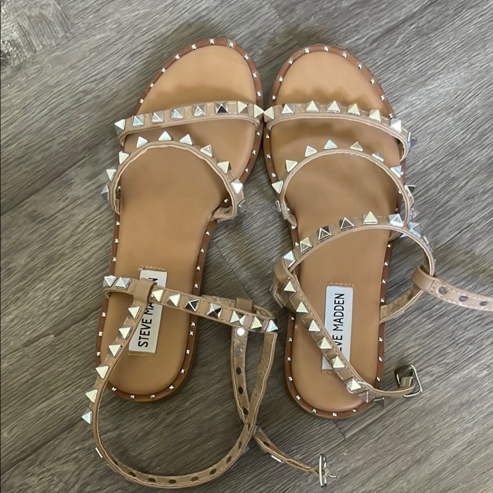 Steve Madden Tan Gladiator Sandals with Clear Straps